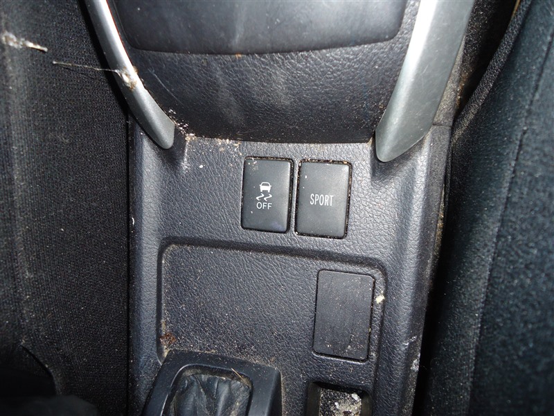 Кнопка Toyota Corolla Fielder ZRE162G 2ZR-FAE 2012 1325