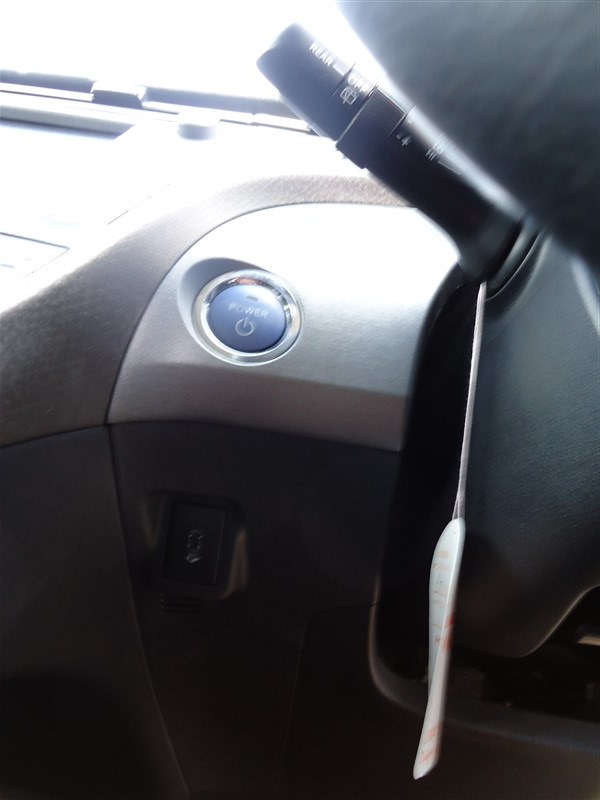 Кнопка старта Toyota Prius ZVW30 2ZR-FXE 2013 1337