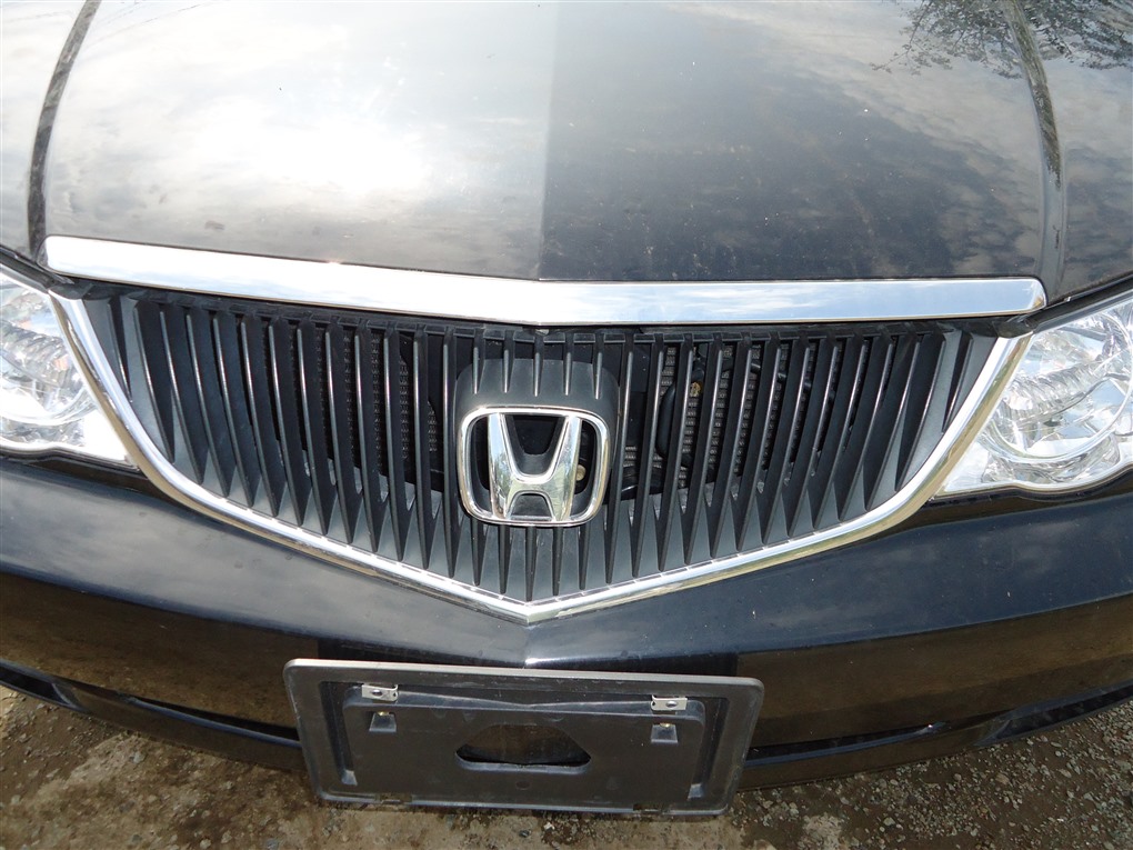 Решетка радиатора Honda Inspire UA5 J32A 2002 1423