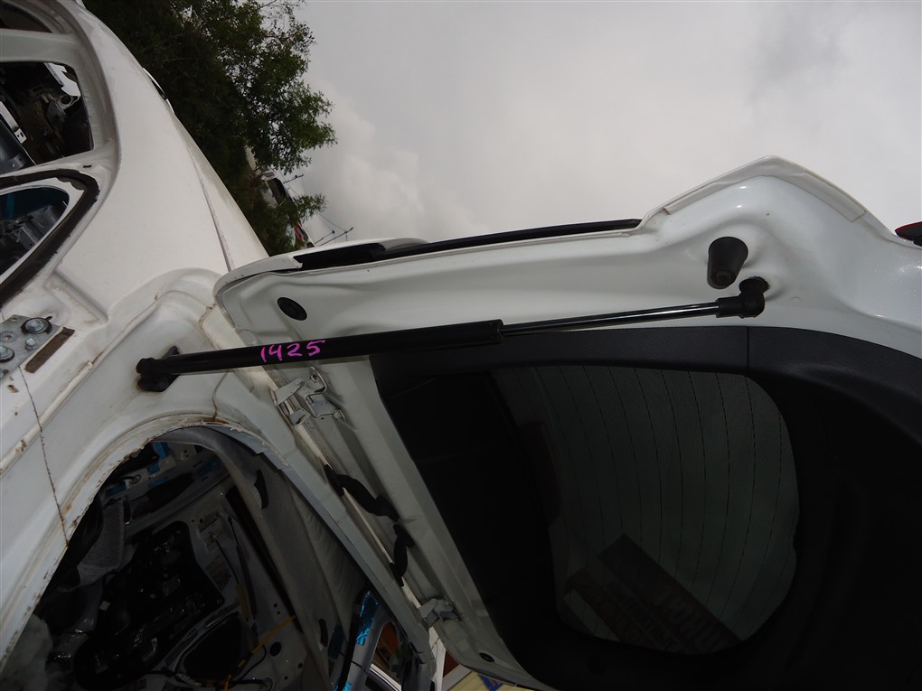 Амортизатор багажника Mazda Cx-3 DK5AW S5-DPTS 2015 1425