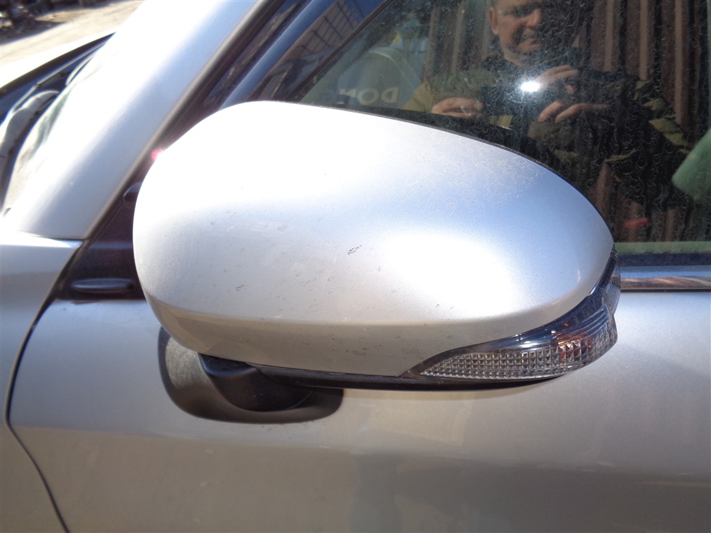 Зеркало Toyota Corolla Fielder NKE165G 1NZ-FXE 2016 левое 12 koht серебро, 1f7 1442