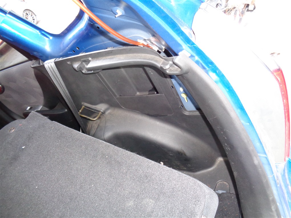 Обшивка багажника Honda Fit GD3 L15A 2005 задняя правая 1448