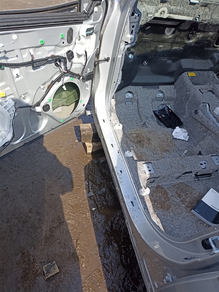 Порог кузова Toyota Camry AXVH70 A25A-FXS 2017 левый серебро 1f7 1498