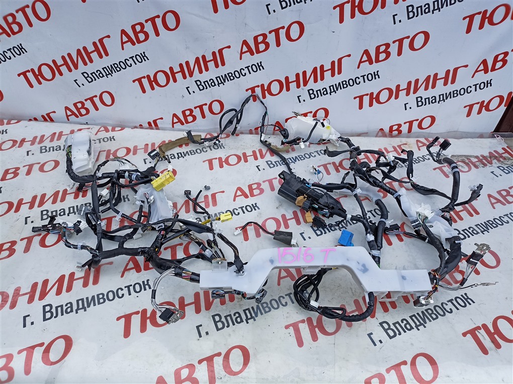 Коса под торпеду Toyota C-Hr ZYX10 2ZR-FXE 2018 82141-10690 1516 82141-10690