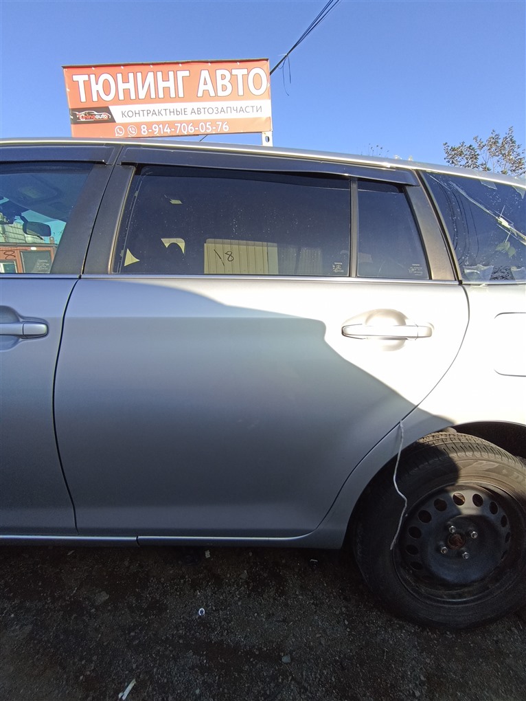 Дверь Toyota Corolla Fielder NZE164G 1NZ-FE 2018 задняя левая серебро 1f7 1528