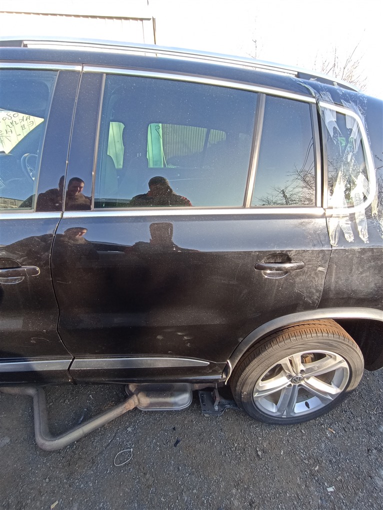 Дверь Volkswagen Tiguan 5NCTH CTHA 2012 задняя левая черный 2t2t 1534