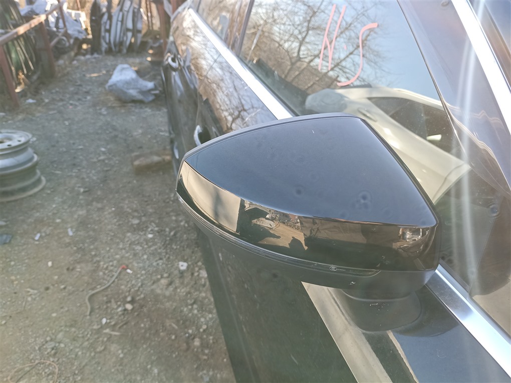 Зеркало Audi A3 8VCPTL CPT 2014 правое 10 koht черный ly9t 1536