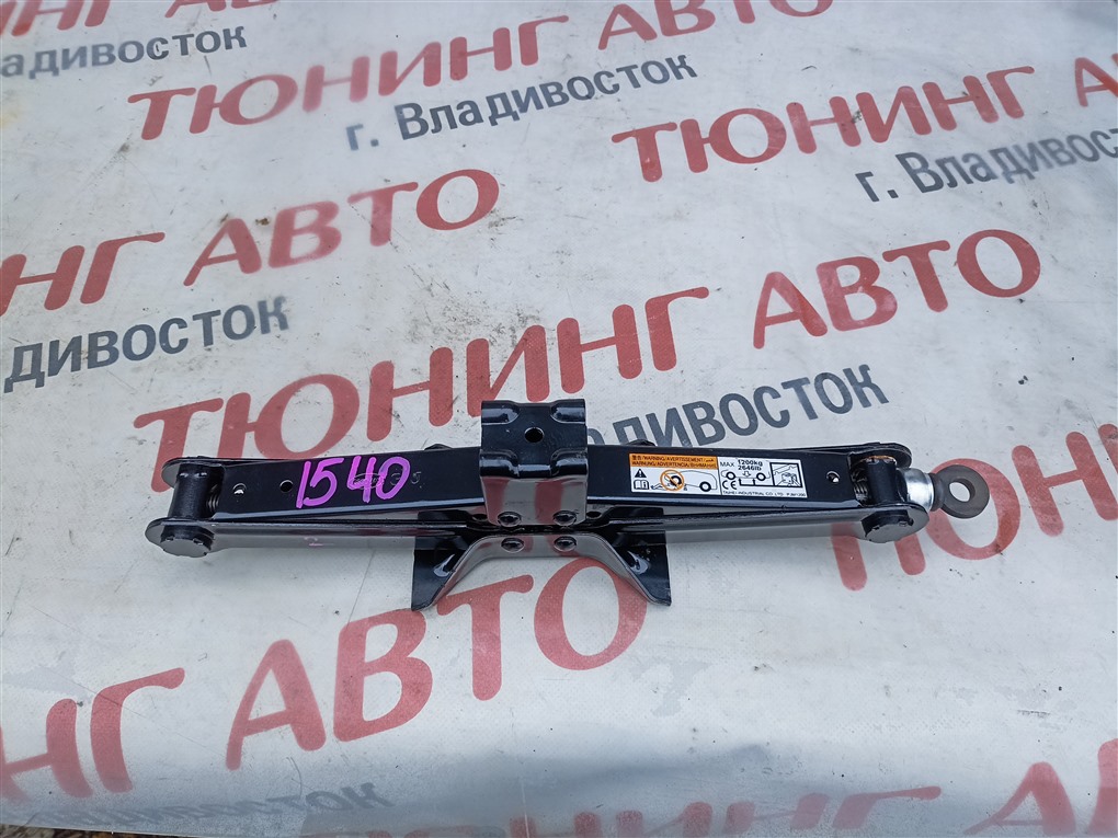 Поддомкратник Mitsubishi Outlander GG2W 4B11 2014 1540