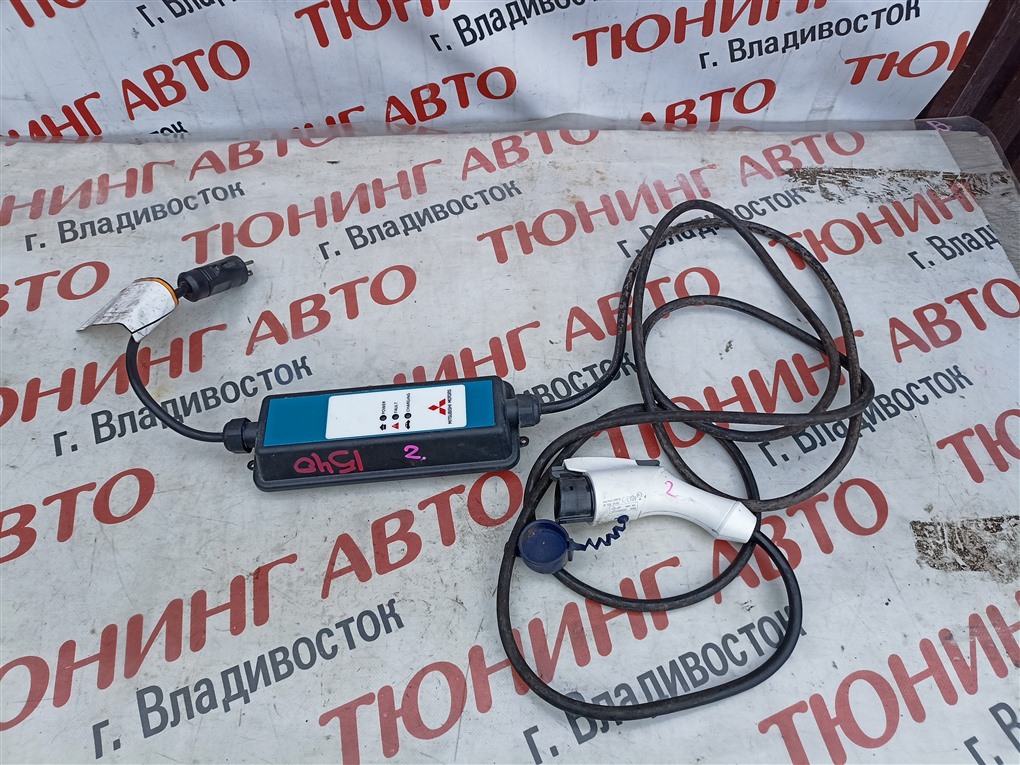 Зарядное устройство Mitsubishi Outlander GG2W 4B11 2014 1540