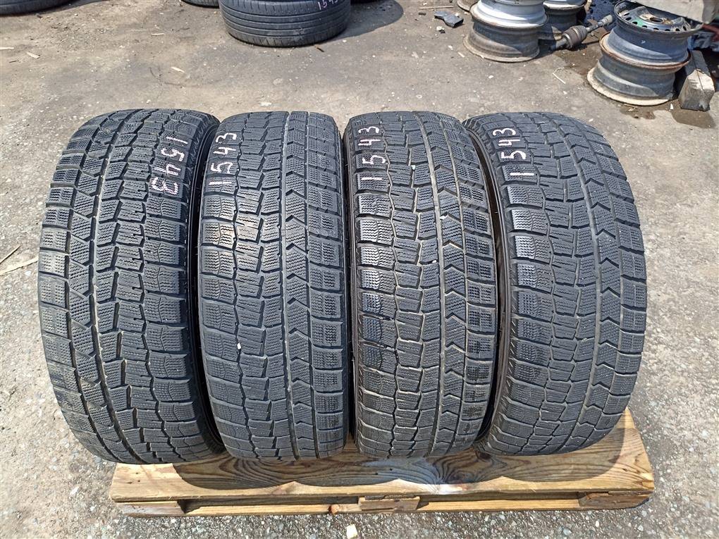 Шина зимняя 215/50R17 Dunlop Winter Maxx WM02