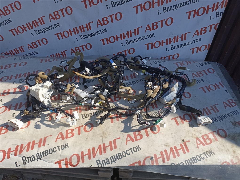 Коса под торпеду Infiniti Fx35 S51 VQ35HR 2010 240101ww2a 1550 240101ww2a