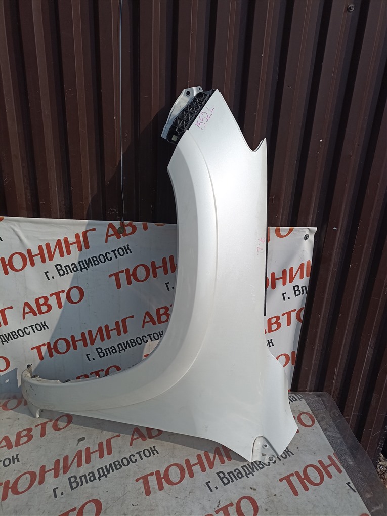 Крыло Toyota Rav4 ACA31W 2AZ-FE 2010 переднее левое белый 070 1552