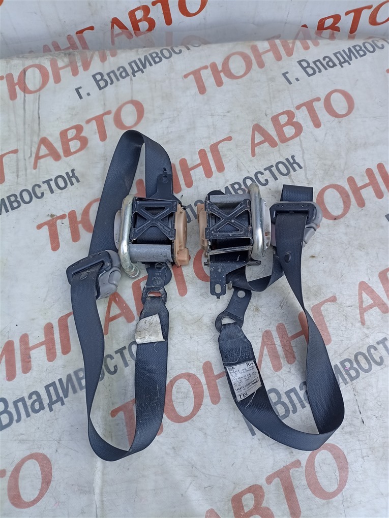 Ремень безопасности Subaru Impreza GG2W 2009 передний 1569 м