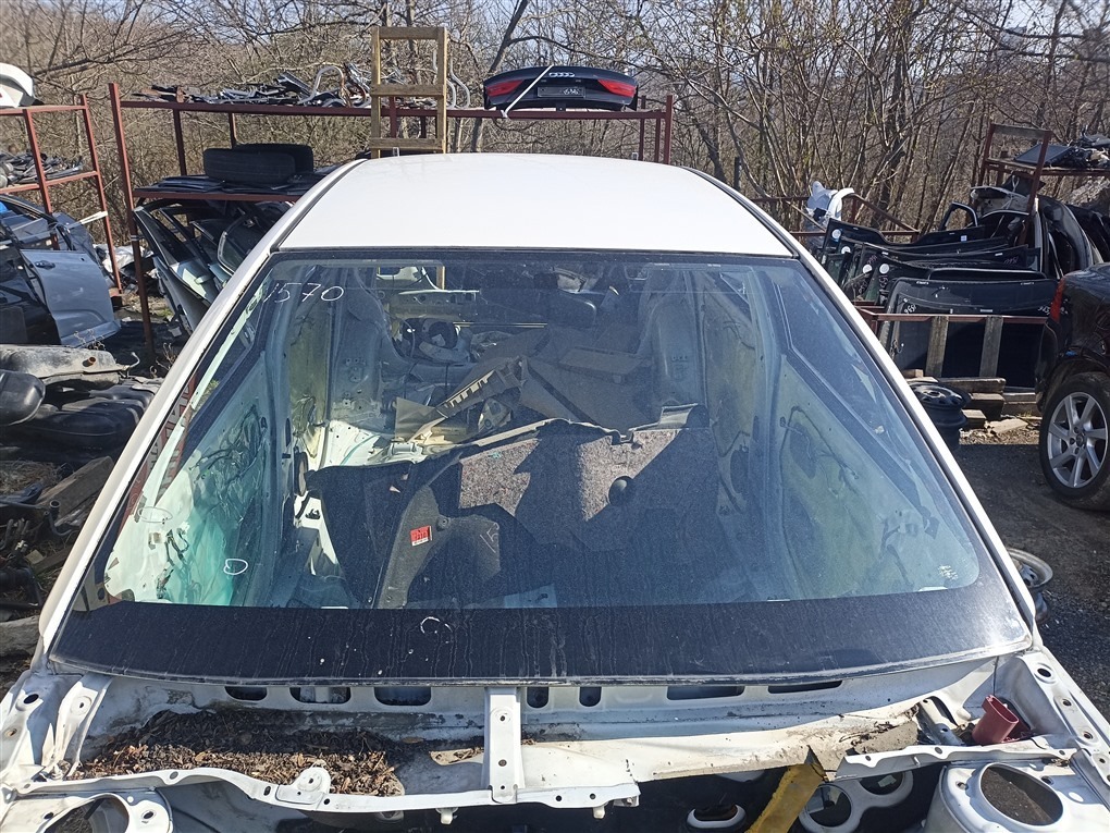 Лобовое стекло Toyota Premio ZZT240 1ZZ-FE 2006 1570 в