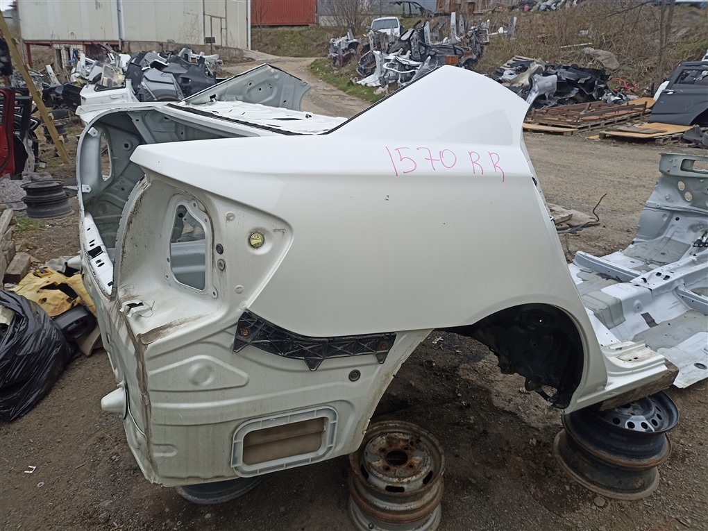 Rear cut Toyota Premio ZZT240 1ZZ-FE 2006 белый 070 1570 в