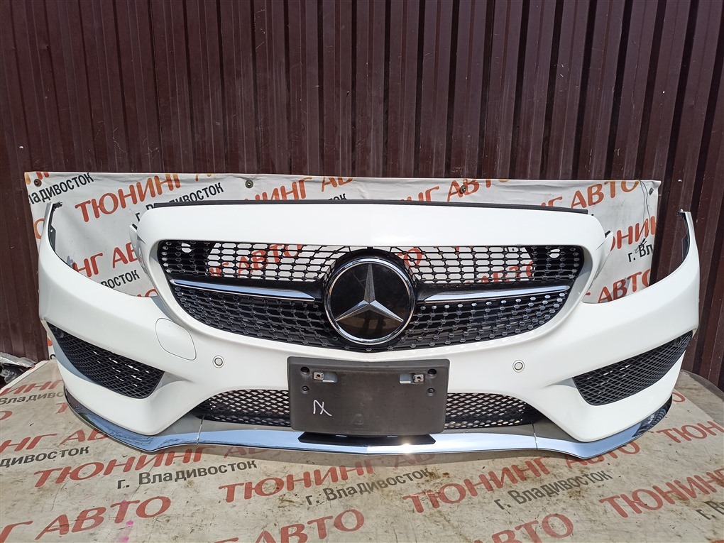 Бампер Mercedes-Benz C-Class W205 M274DE20AL 2015 передний белый 149u 1567