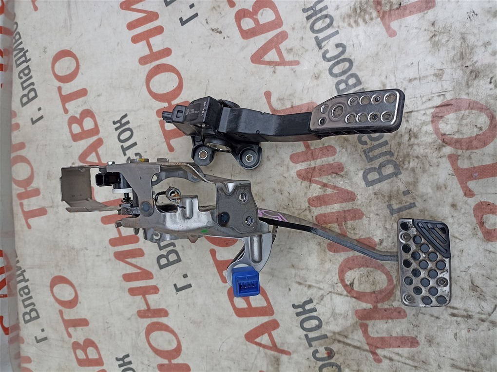 Педали Honda Shuttle GP7 LEB 2016 1562
