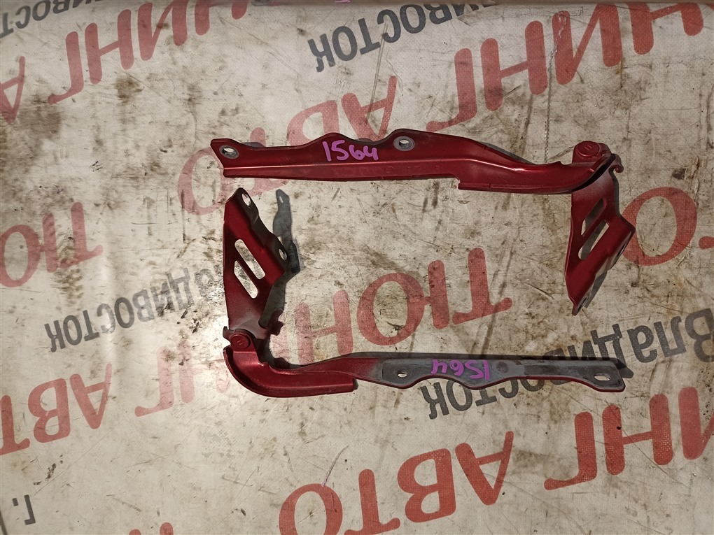 Петля капота Mazda Cx-5 KF2P SH-VPTS 2019 правая красный 46v 1564