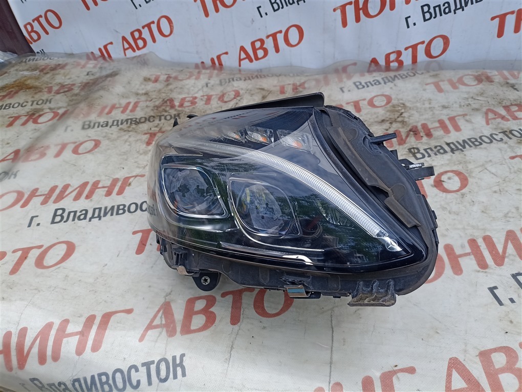 Фара Mercedes-Benz C-Class W205 M274DE20AL 2015 правая a2059069601 1567 a2059069601