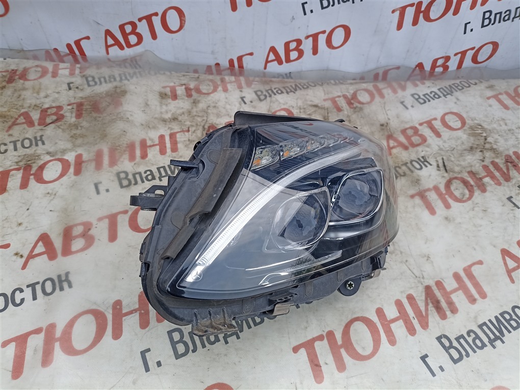 Фара Mercedes-Benz C-Class W205 M274DE20AL 2015 левая a2059069501 1567 a2059069501