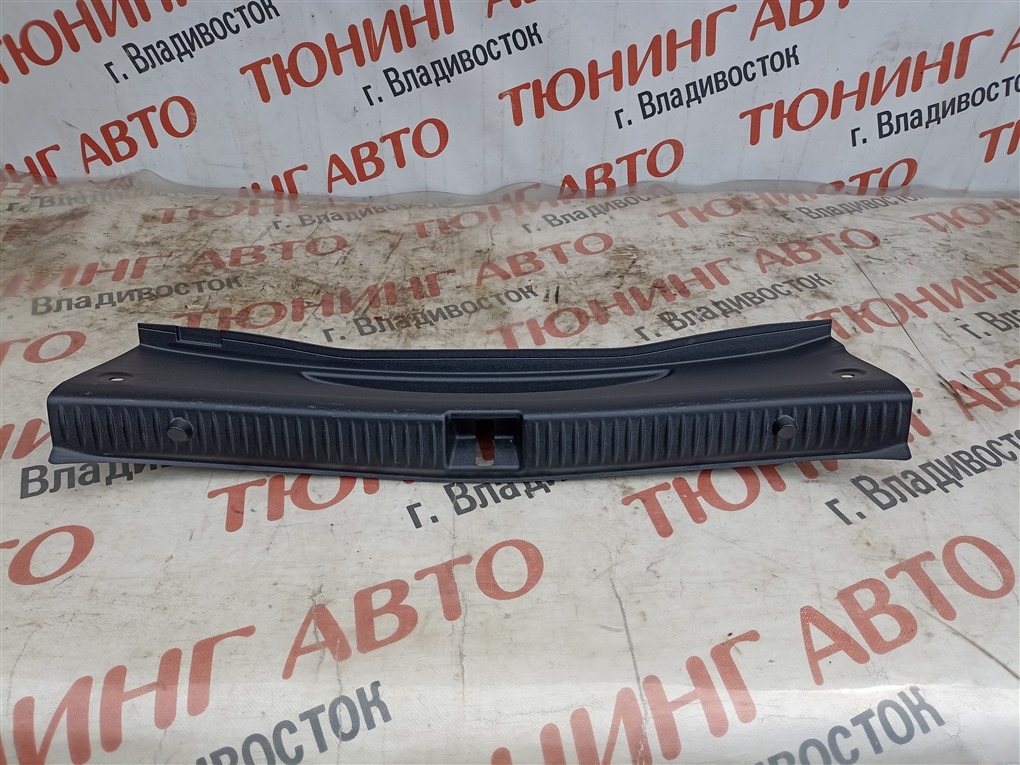 Накладка замка багажника Mercedes-Benz C-Class W205 M274DE20AL 2015 a2056900341 1567 a2056900341