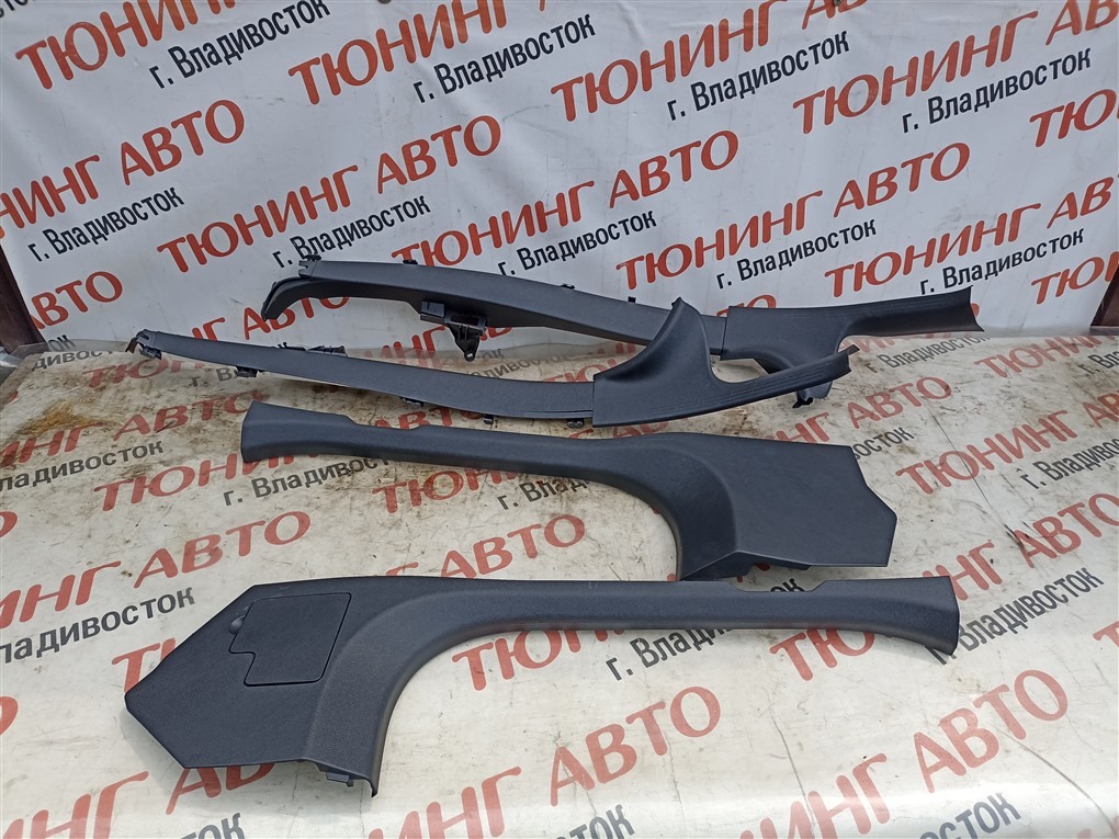 Накладка на порог Mercedes-Benz C-Class W205 M274DE20AL 2015 1567