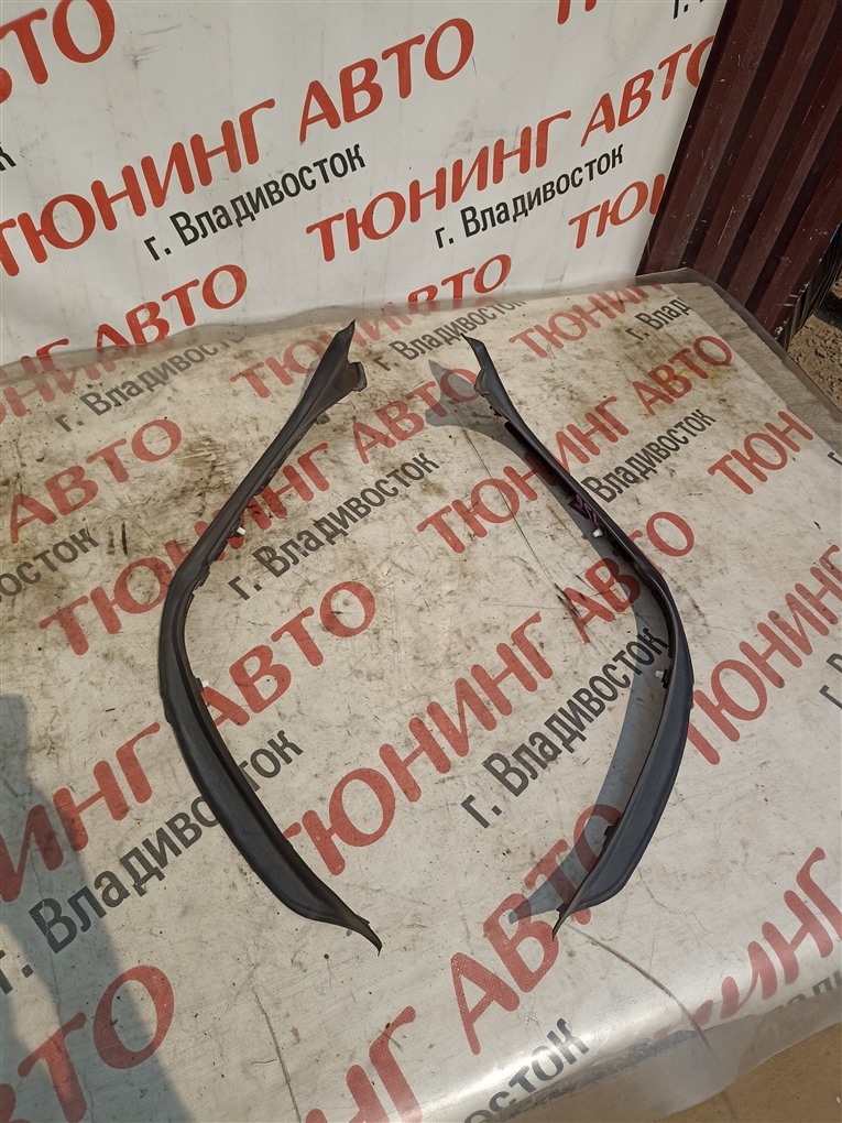 Накладка на крышку багажника Mercedes-Benz C-Class W205 M274DE20AL 2015 a2056900941. a2056901041 1567 a2056900941