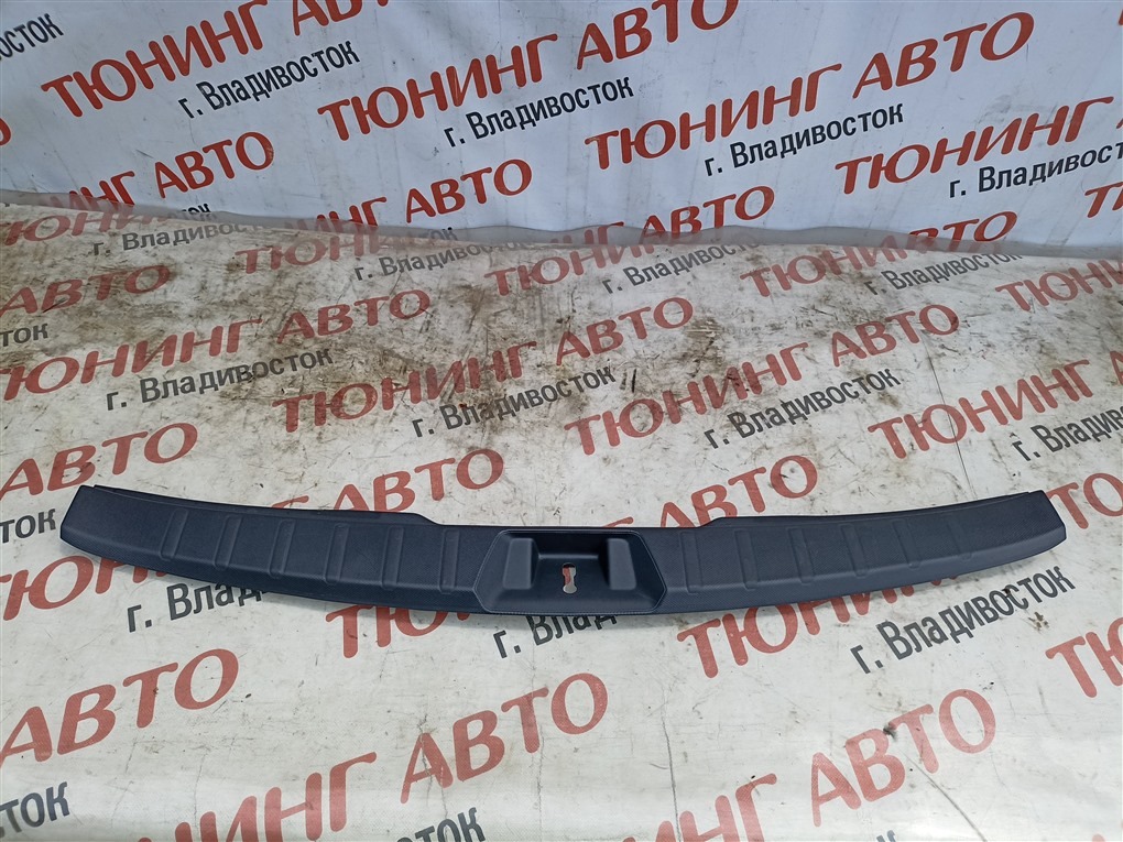 Накладка замка багажника Subaru Forester SKE FB20 2022 1568