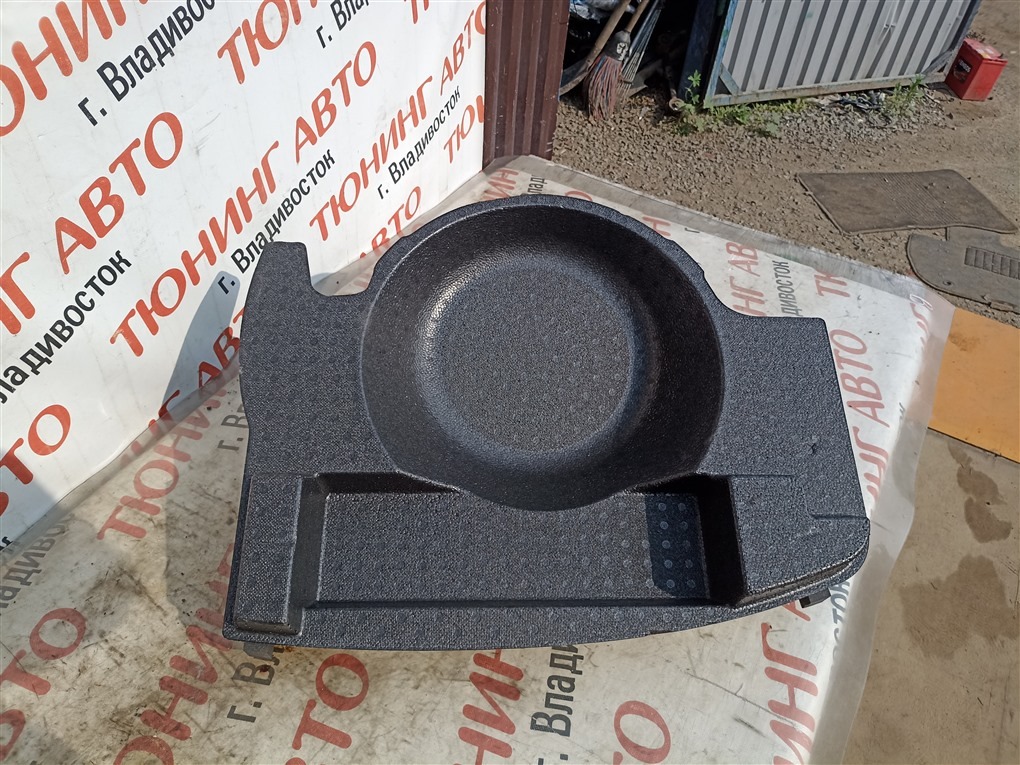 Пол багажника Lexus Nx200T AGZ15 8AR-FTS 2015 6499378010 1563 6499378010