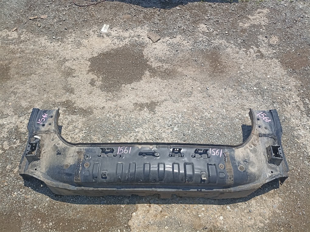 Rear cut TOYOTA VOXY ZRR80W 3ZR-FAE 2014 черный 202 1561 (б/у)