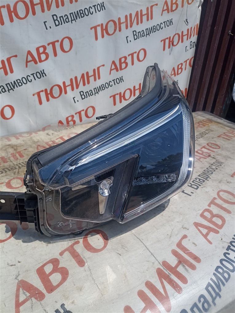 Фара SUBARU FORESTER SKE FB20 2022 левая 100-60465 1568 100-60465 (б/у)