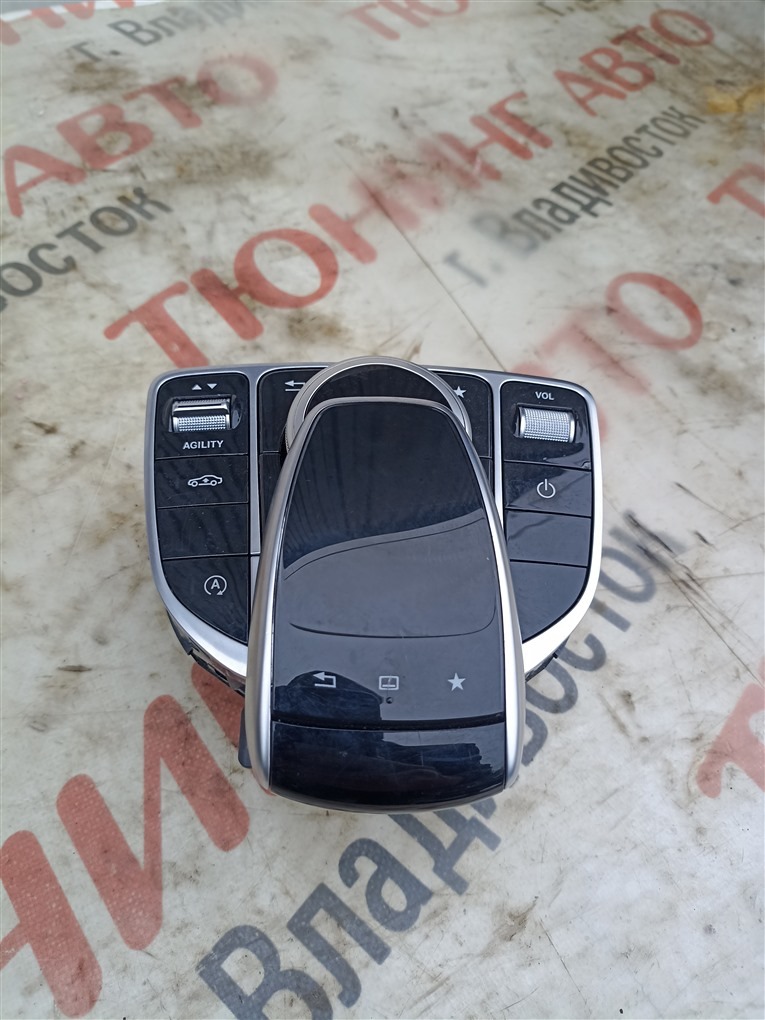 Джойстик управления мультимедиа Mercedes-Benz C-Class W205 M274DE20AL 2015 a2059008018 1567 a2059008018