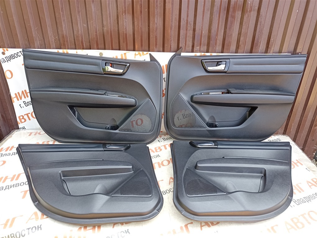 Обшивка дверей TOYOTA COROLLA FIELDER NKE165 1NZ-FXE 2016 1565 (б/у)