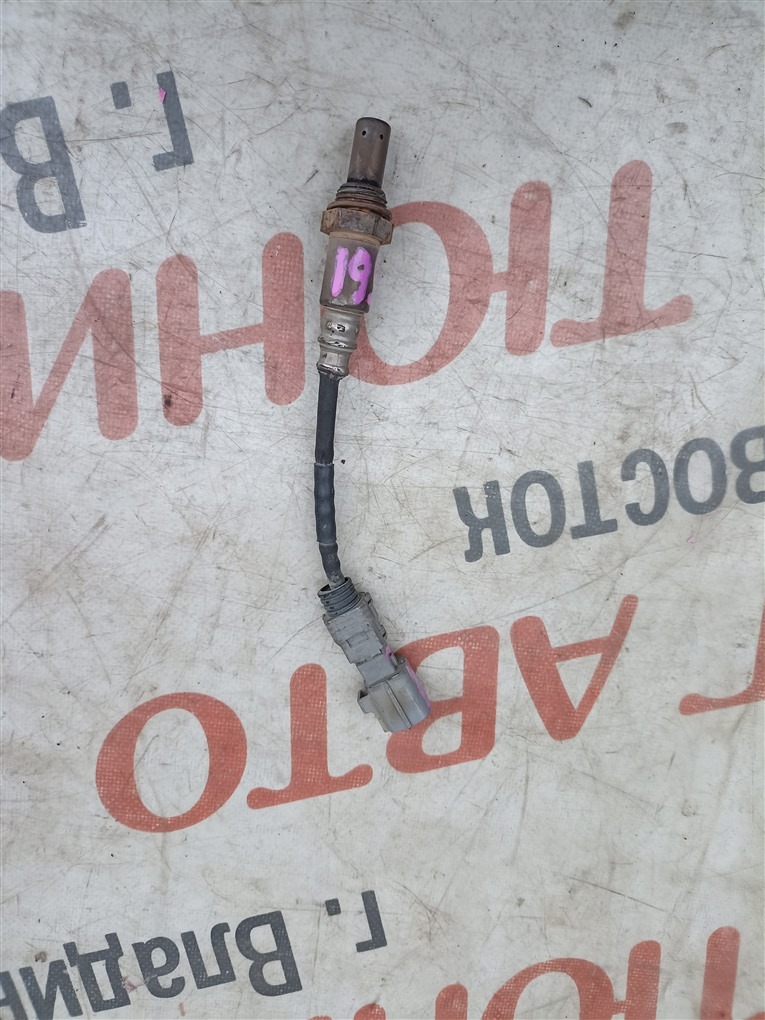 Датчик кислородный TOYOTA VOXY ZRR80W 3ZR-FAE 2014 8946528470 1561 8946528470 (б/у)