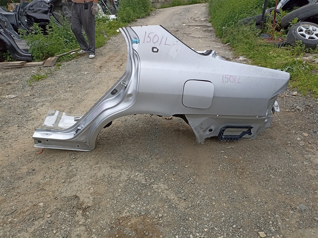 Крыло HONDA INSPIRE UA5 J32A 2001 заднее левое серебристый nh623m 1501 (б/у)