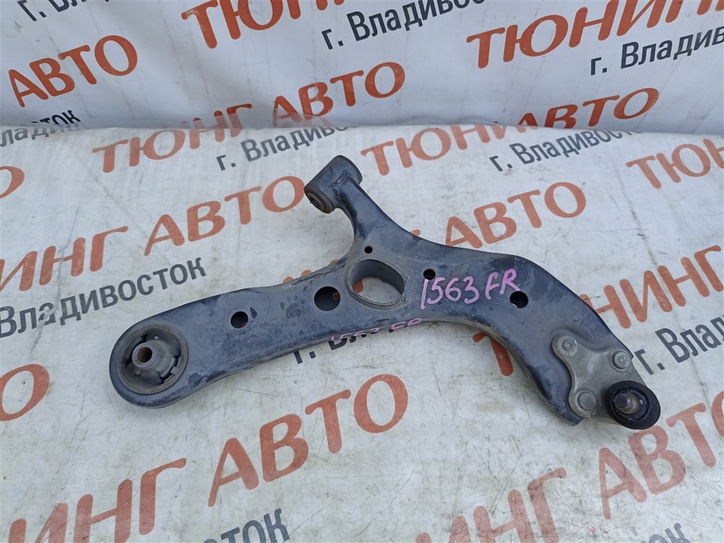 Рычаг LEXUS NX200t AGZ15 8AR-FTS 2015 передний правый 1563 (б/у)