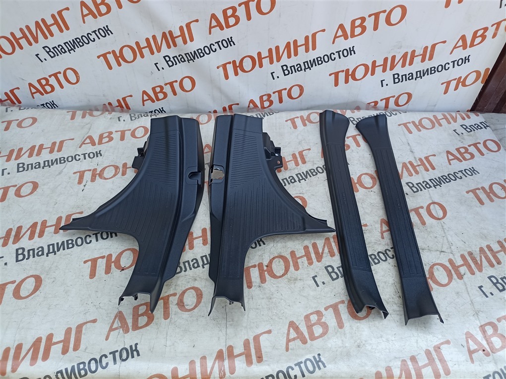Накладка на порог SUBARU FORESTER SKE FB20 2022 1568 (б/у)