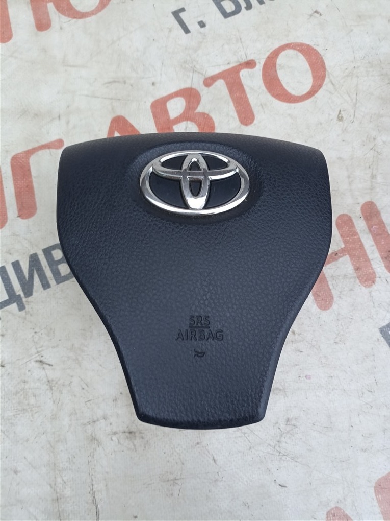 Airbag на руль TOYOTA VOXY ZRR80W 3ZR-FAE 2014 1561 (б/у)