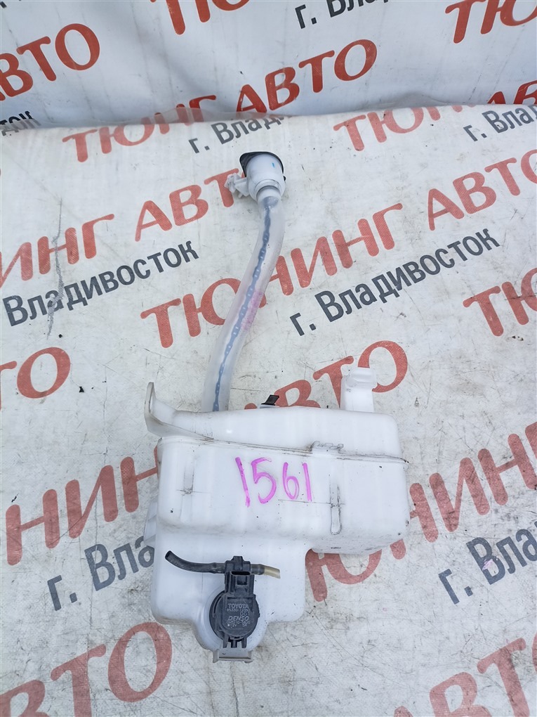 Бачок омывателя TOYOTA VOXY ZRR80W 3ZR-FAE 2014 1561 (б/у)