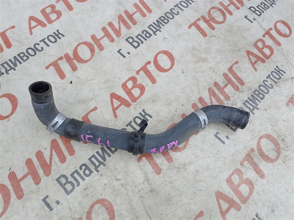 Патрубок радиатора TOYOTA VOXY ZRR80W 3ZR-FAE 2014 1561 (б/у)