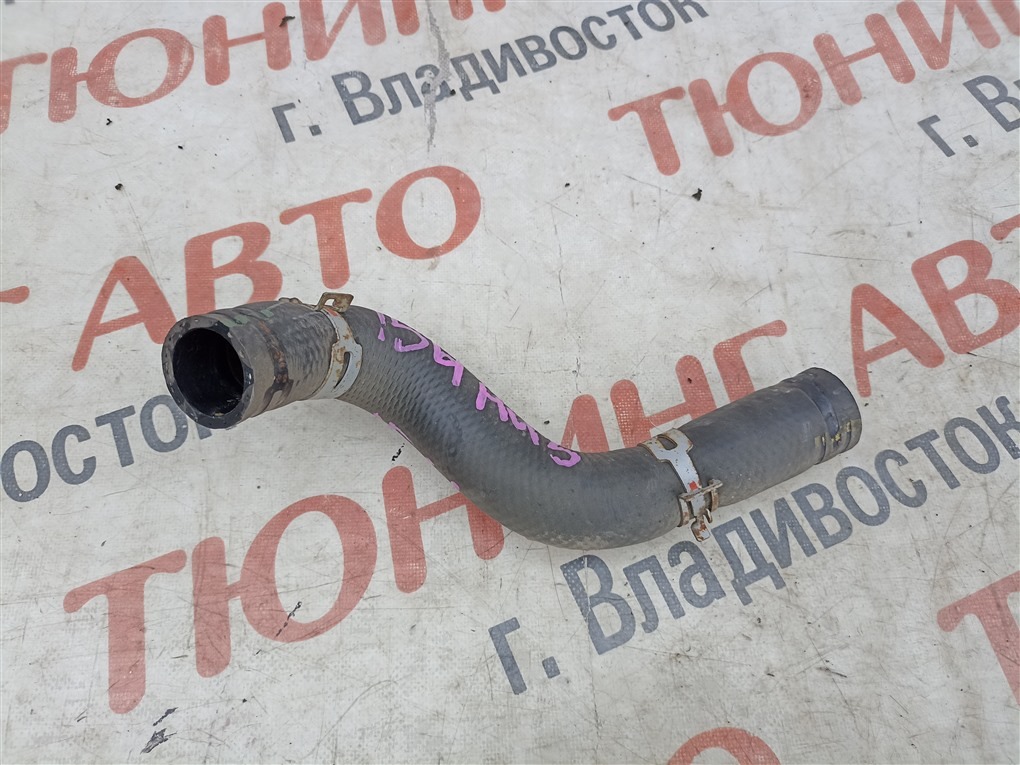 Патрубок радиатора TOYOTA VOXY ZRR80W 3ZR-FAE 2014 1561 (б/у)