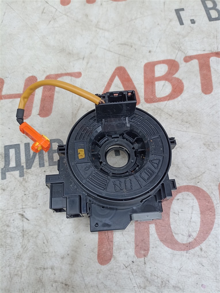 Шлейф-лента air bag TOYOTA VOXY ZRR80W 3ZR-FAE 2014 8924533070 1561 8924533070 (б/у)