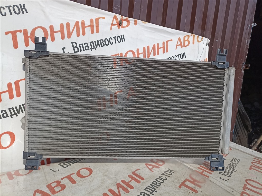 Радиатор кондиционера TOYOTA VOXY ZRR80W 3ZR-FAE 2014 1561 (б/у)