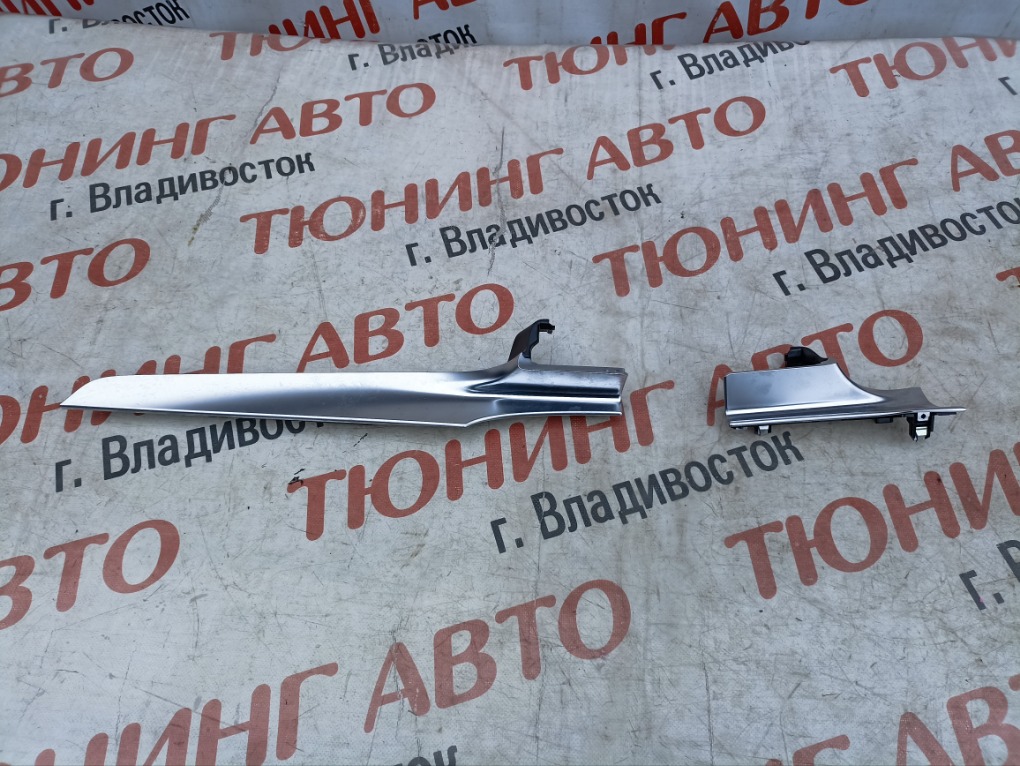 Накладка на торпедо MERCEDES-BENZ C-Class W205 M274DE20AL 2015 1567 (б/у)