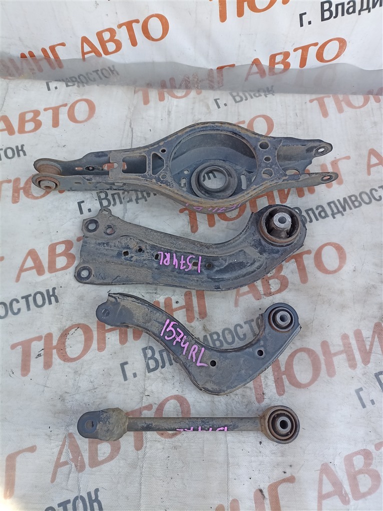 Рычаг TOYOTA PRIUS ZVW50 2ZR-FXE 2017 задний левый 1574 (б/у)