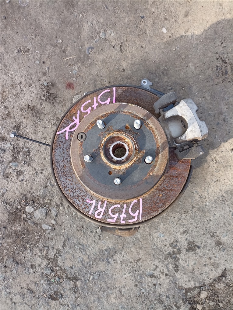 Ступица TOYOTA HARRIER AVU65 2AR-FXE 2014 задняя левая 1575 (б/у)