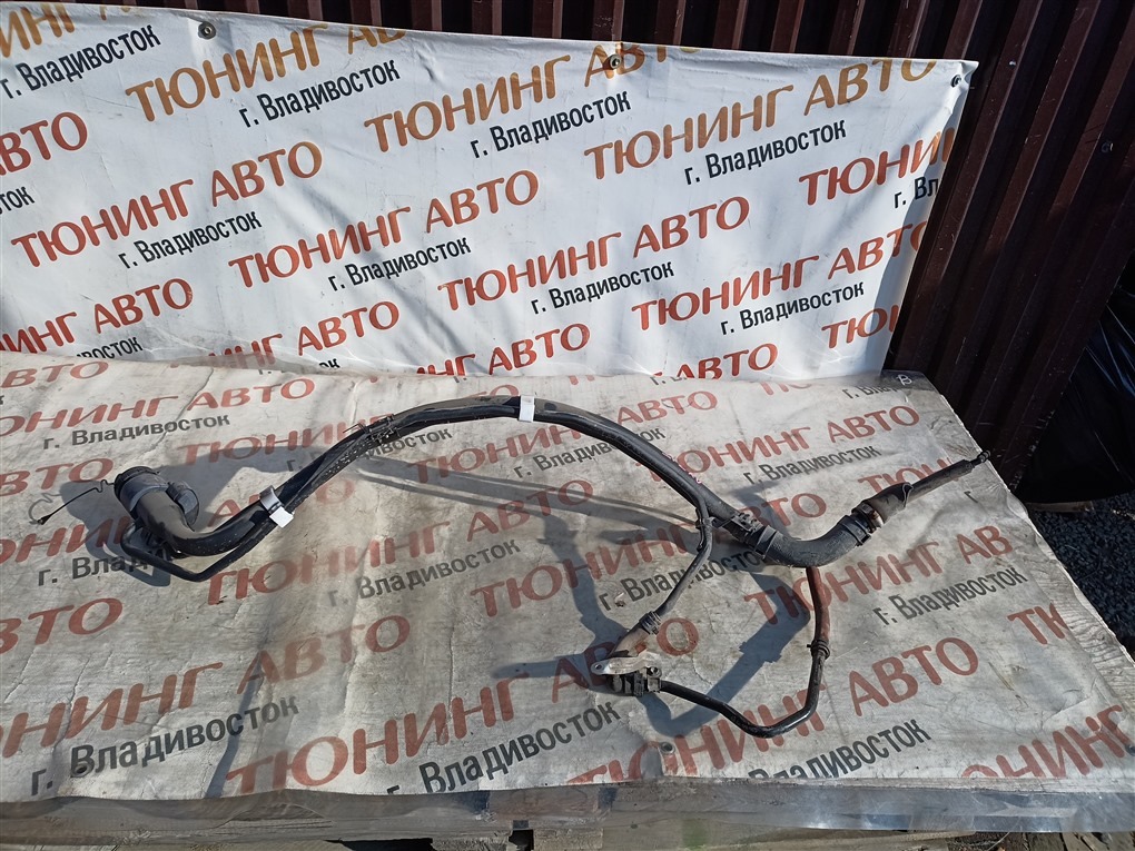 Горловина топливного бака LEXUS NX300h AYZ15 2015 4040 (б/у)