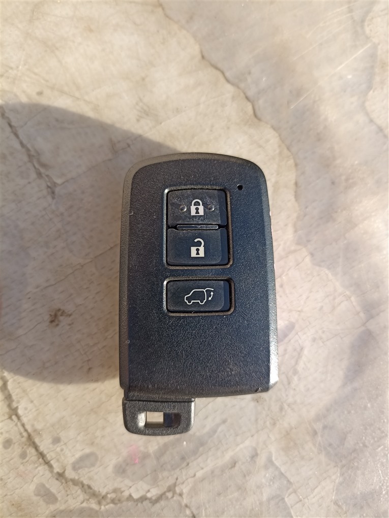 Ключ зажигания TOYOTA HARRIER AVU65 2AR-FXE 2014 1575 (б/у)