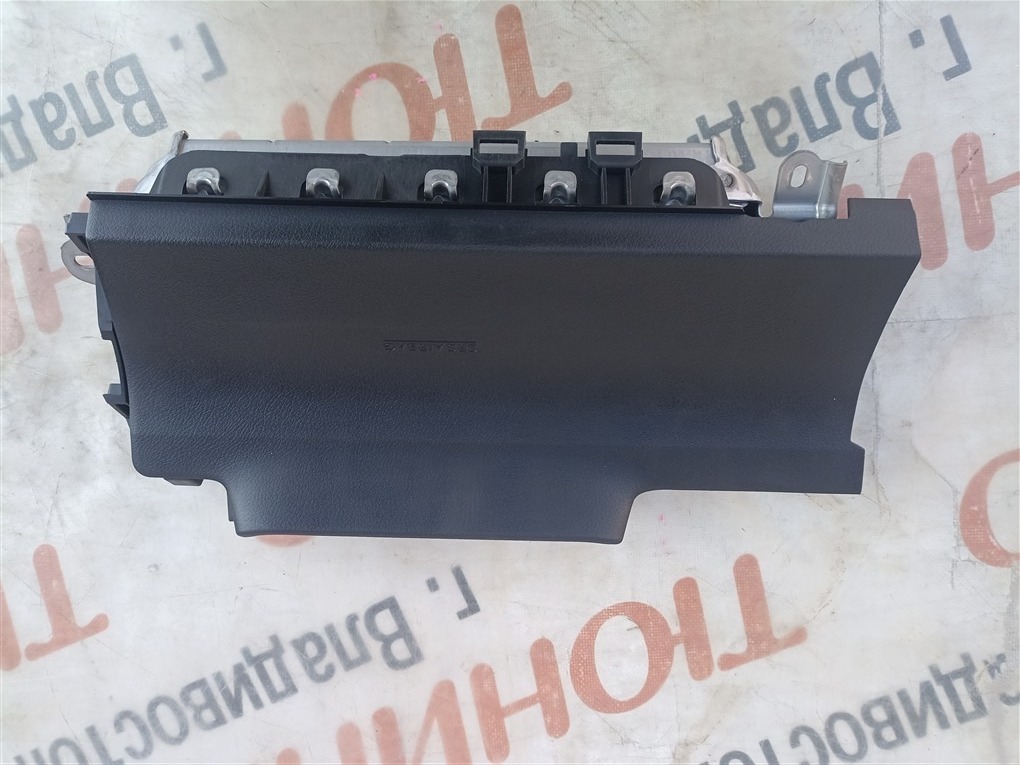 Airbag под руль LEXUS RX200T AGL25 8AR-FTS 2015 1577 (б/у)