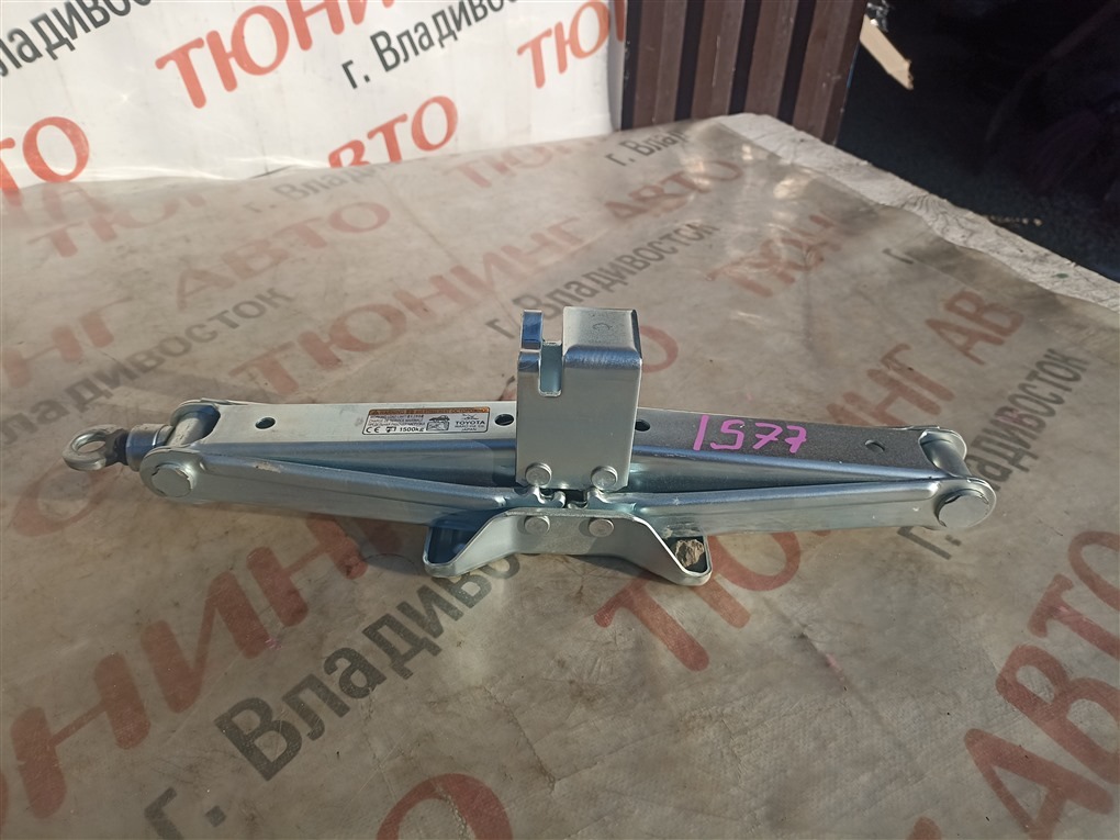 Поддомкратник LEXUS RX200T AGL25 8AR-FTS 2015 1577 (б/у)